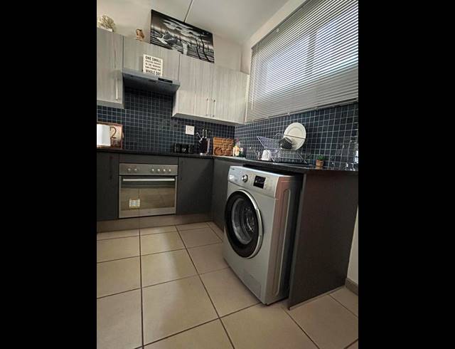 2 BEDROOM APARTMENT FOR SALE IN ELARDUSPARK